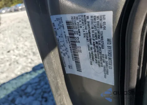 2004 Ford Crown Victoria Lx из США, поврежденный, VIN 2FAFP74W84X150562